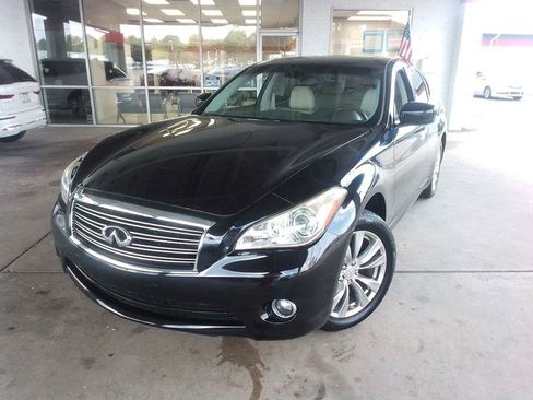 Used 2014 INFINITI Q70 3.7 w/ Premium Package AWD/4WD image 1