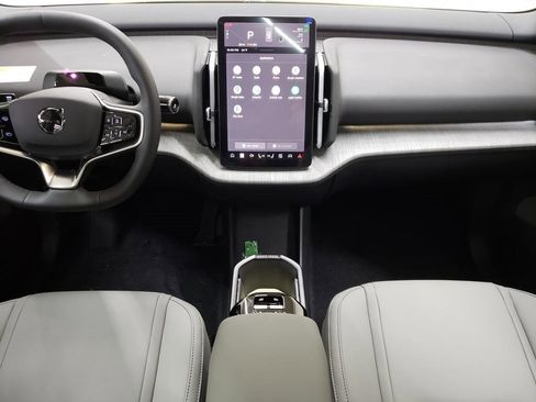 New 2026 Volvo EX30 Plus image 9