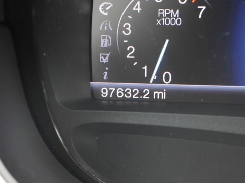 Used 2013 Ford Edge SEL image 20