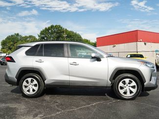 Used 2021 Toyota RAV4 LE AWD/4WD video 2