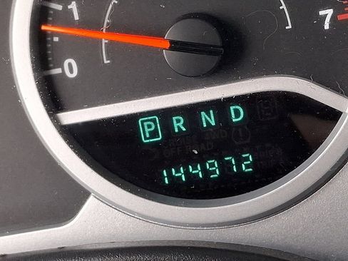 Used 2007 Jeep Wrangler Unlimited Sahara w/ Dual Top Group AWD/4WD image 19