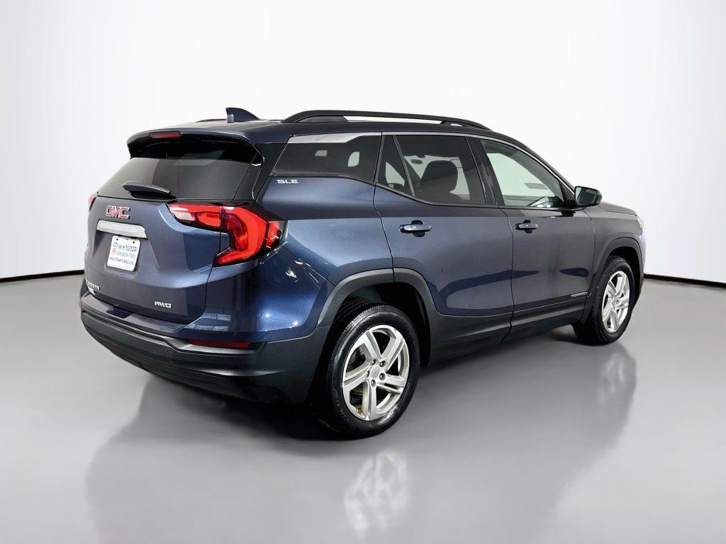 Used 2018 GMC Terrain SLE w/ Driver Convenience Package AWD/4WD image 8