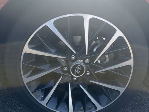 Certified 2023 Hyundai Sonata Limited image 4