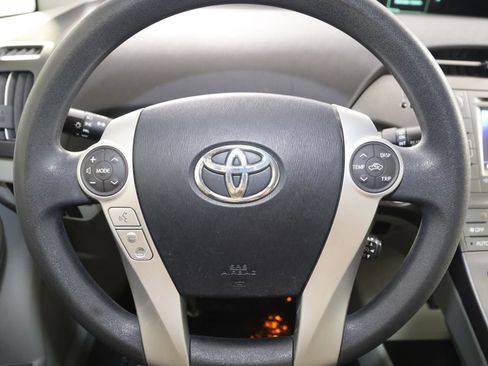 Used 2013 Toyota Prius Three FWD image 31