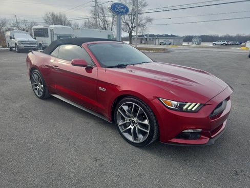 Used 2017 Ford Mustang GT Premium w/ Equipment Group 401A image 7