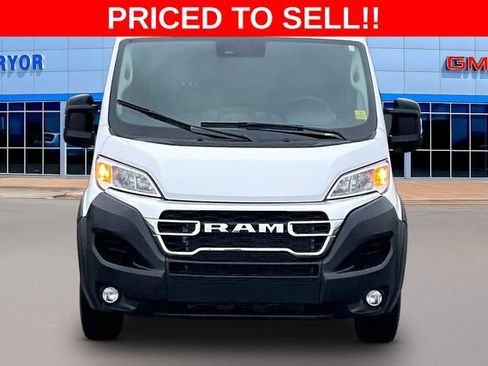 Used 2025 RAM ProMaster 2500 w/ U-Haul Equipment Group FWD image 2