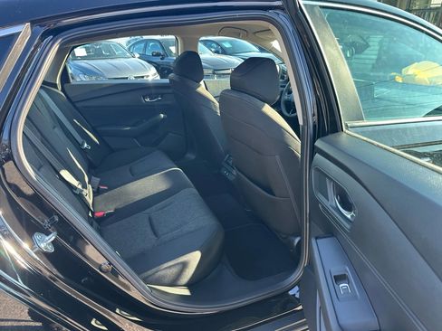 Used 2025 Honda Accord LX image 13