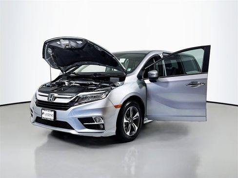 Used 2018 Honda Odyssey Touring image 22