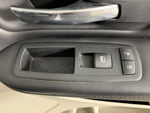 Used 2016 Dodge Grand Caravan SE w/ Quick Order Package 29E SE image 28