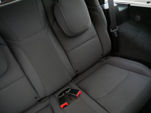 Used 2022 Jeep Wrangler Sport S image 14