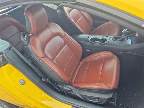 Used 2024 Ford Mustang Premium image 17