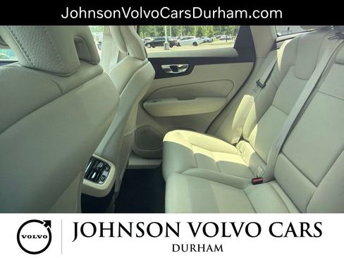 Used 2019 Volvo XC60 T5 Inscription w/ Protection Package Premier FWD image 25