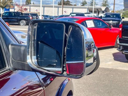 Used 2022 RAM 3500 Limited w/ Body Color Bumper Group image 16