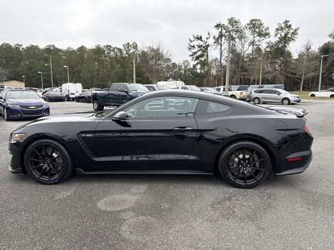 Used 2018 Ford Mustang Shelby GT350 w/ Convenience Package image 6