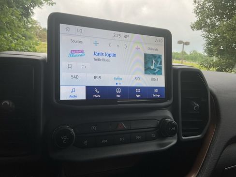 Used 2022 Ford Bronco Sport Outer Banks w/ Tech Package AWD/4WD image 17