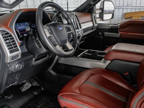 Used 2021 Ford F250 Platinum w/ FX4 Off-Road Package AWD/4WD image 14