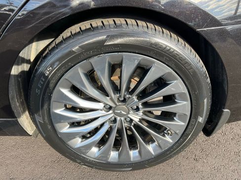 Used 2018 Genesis G90 5.0 Ultimate image 14