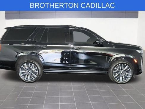 Used 2024 Cadillac Escalade Sport Platinum w/ Heavy-Duty Trailer Package AWD/4WD image 9