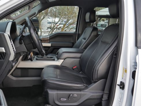 Used 2017 Ford F250 Lariat image 3