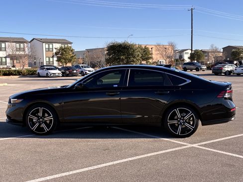 Certified 2025 Honda Accord Sport image 3