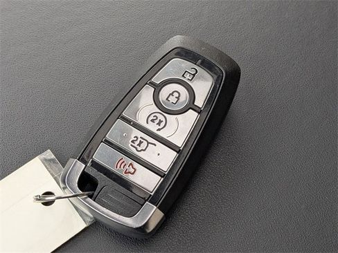 Used 2024 Ford Expedition Platinum image 29