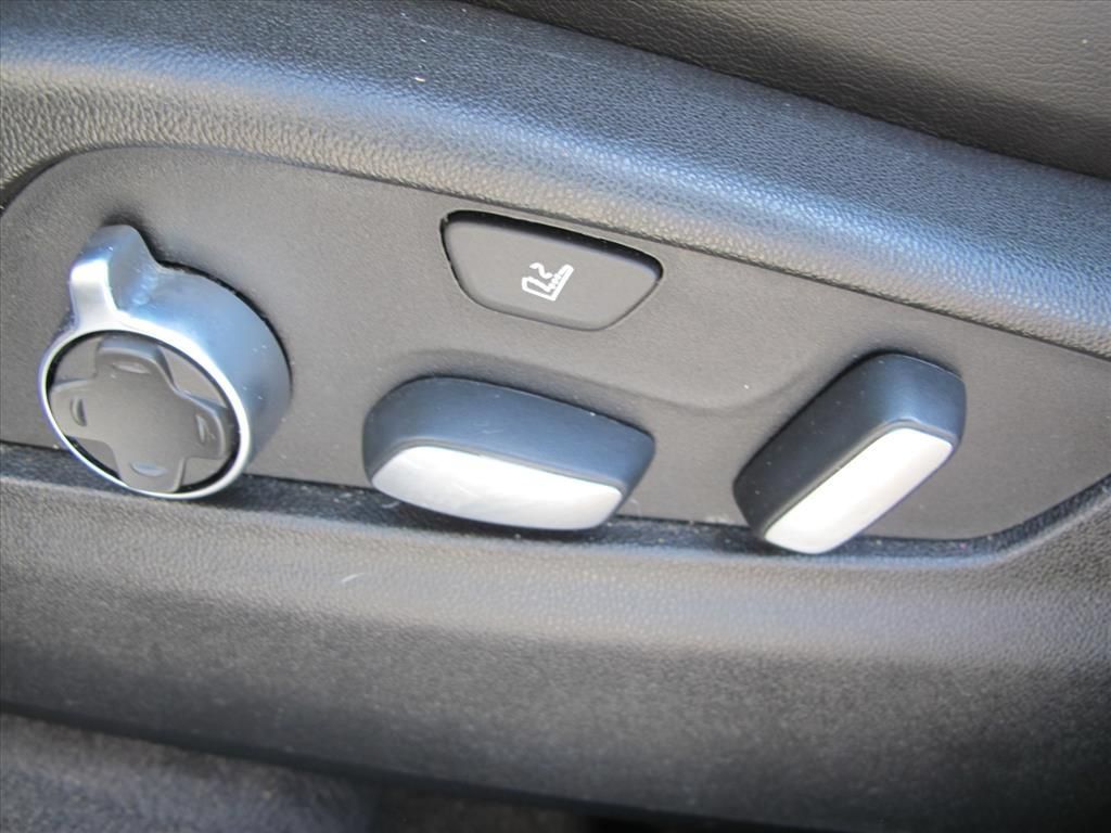 Used 2019 Cadillac XT4 Sport FWD image 11
