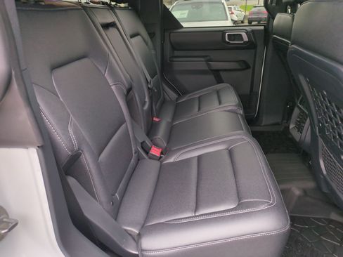 Used 2025 Ford Bronco Badlands AWD/4WD image 33