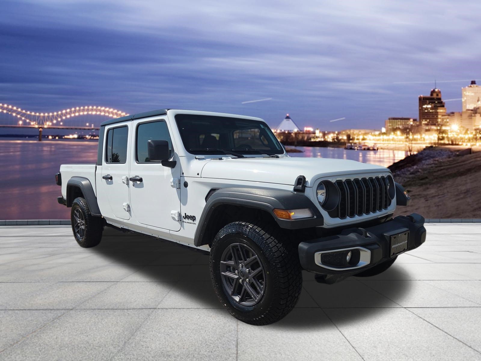 Used 2025 Jeep Gladiator Sport AWD/4WD image 4