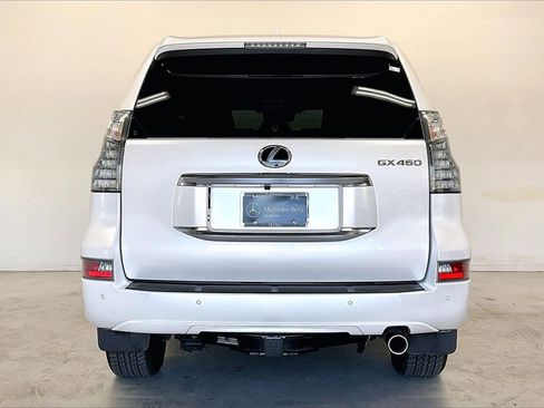 Used 2023 Lexus GX 460 Premium image 4