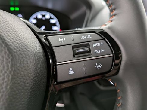 Used 2023 Honda HR-V Sport image 17