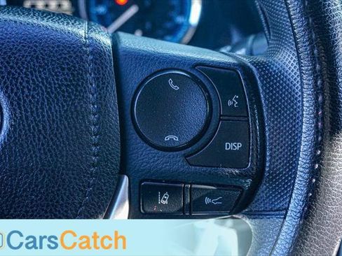 Used 2018 Toyota Corolla LE image 34