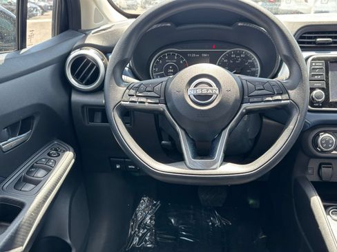 Used 2025 Nissan Versa SV FWD image 32
