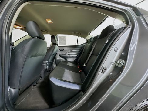 Used 2025 Nissan Versa SV FWD image 27