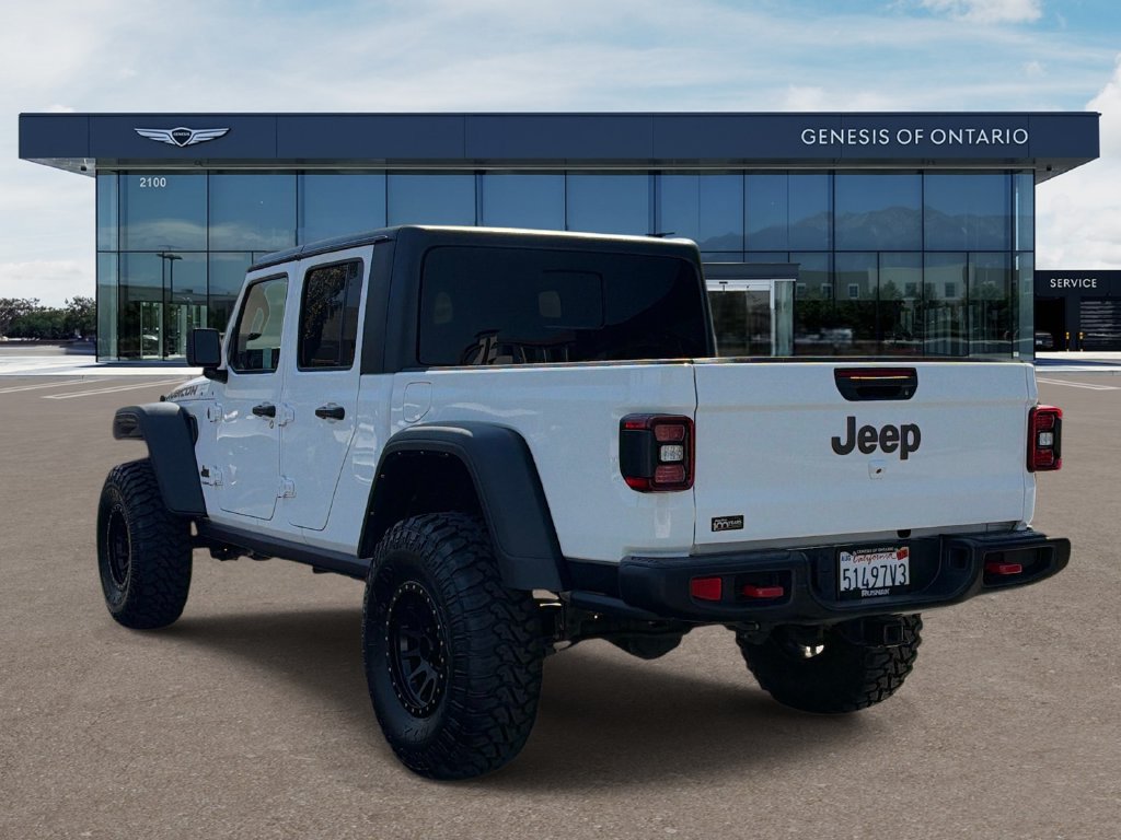 Used 2023 Jeep Gladiator Rubicon w/ LED Lighting Group AWD/4WD image 2