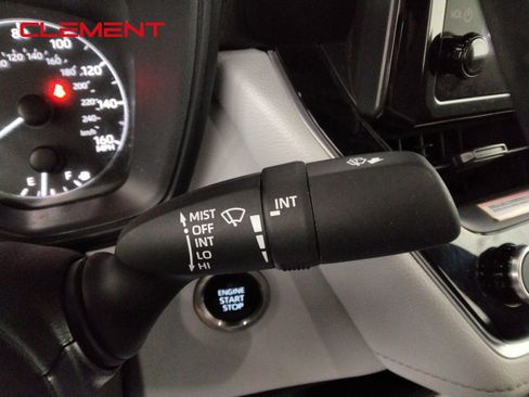 Used 2024 Toyota Corolla SE image 17