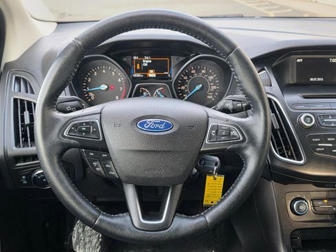 Used 2015 Ford Focus SE w/ Equipment Group 201A FWD image 15