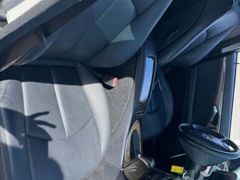 Used 2008 Mercedes-Benz E 350 Sedan image 21