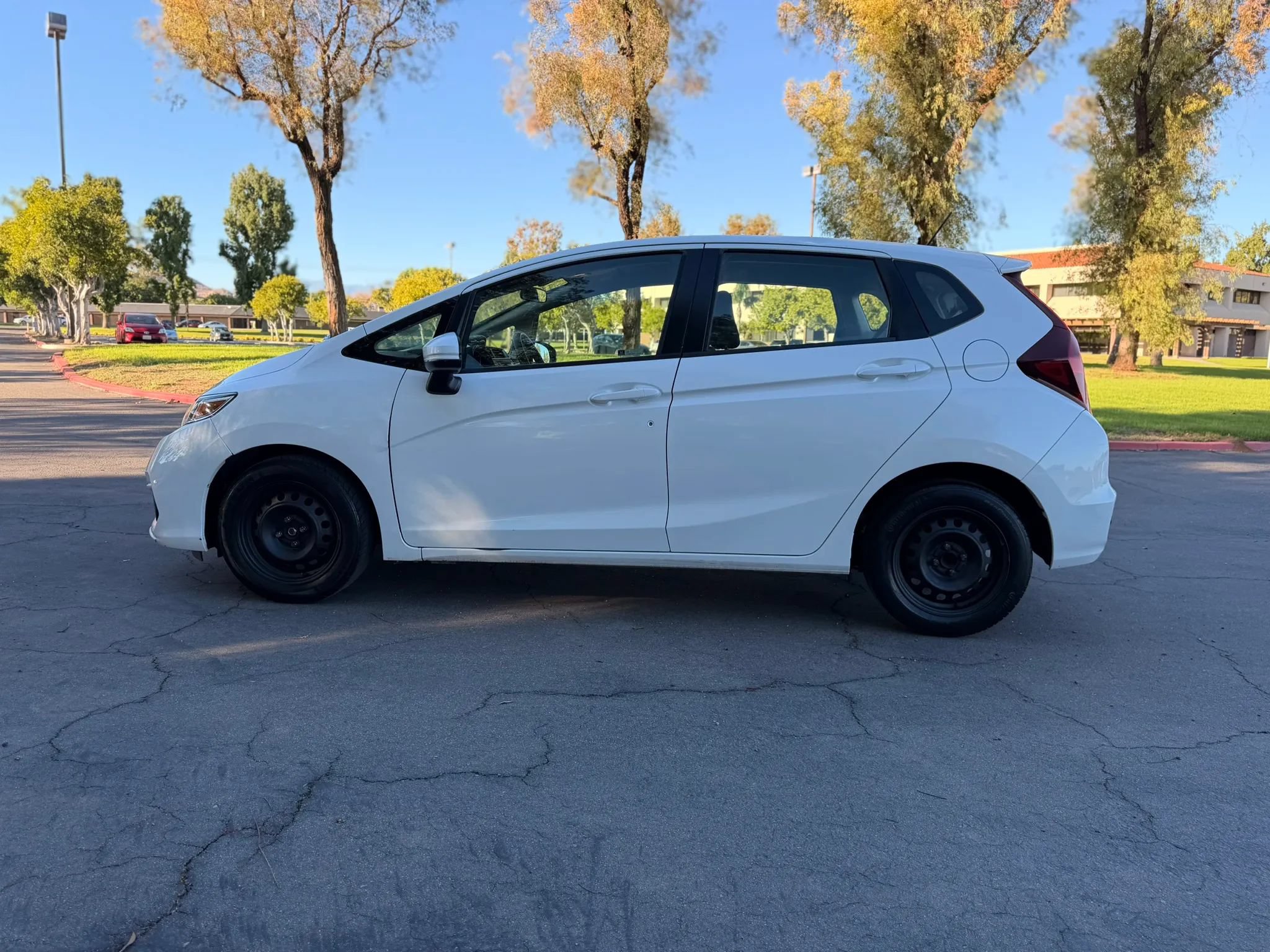 Used 2019 Honda Fit LX image 8