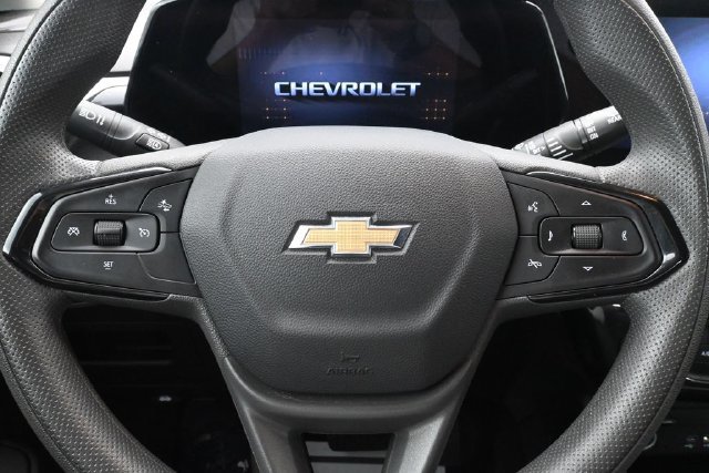 Used 2025 Chevrolet TrailBlazer LT AWD/4WD image 35