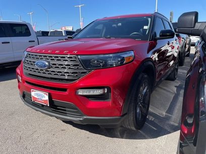 Certified 2022 Ford Explorer XLT w/ Equipment Group 202A