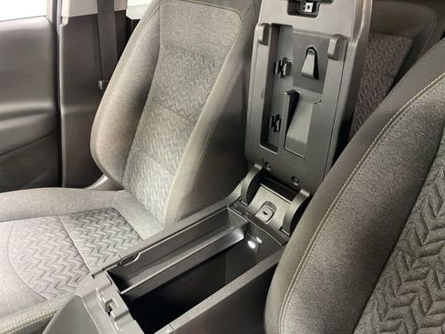 Used 2022 Chevrolet Equinox LT image 21