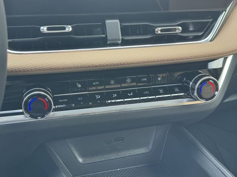 New 2026 Chevrolet Equinox ACTIV w/ Safety and Technology Package image 29