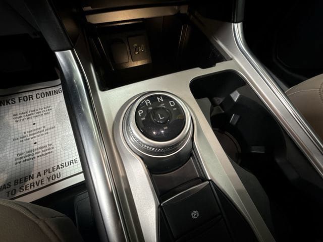 Used 2023 Ford Explorer Limited AWD/4WD image 11