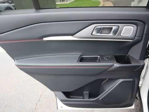 New 2026 Ford Explorer ST w/ Sun And Sound Package image 19