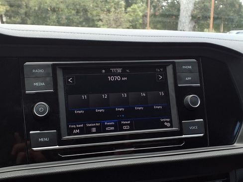 Certified 2023 Volkswagen Jetta S FWD image 11