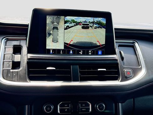 Used 2022 Chevrolet Suburban RST w/ Sport Performance Package AWD/4WD image 14