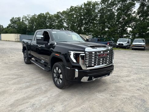 New 2026 GMC Sierra 2500 Denali w/ Denali Reserve Package AWD/4WD image 7