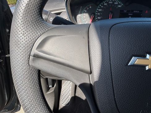 Used 2019 Chevrolet Trax LS FWD image 21