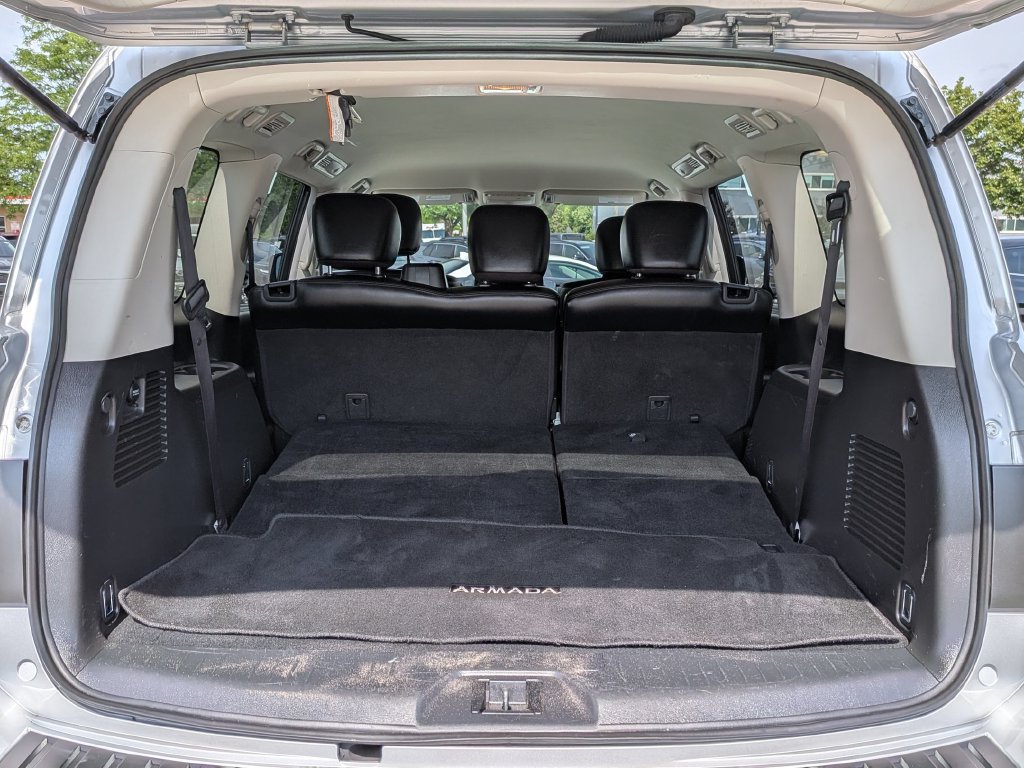 Used 2024 Nissan Armada SV AWD/4WD image 38