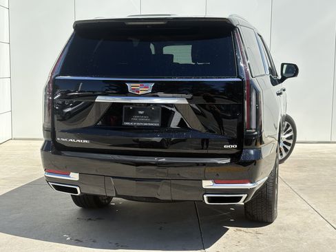Certified 2025 Cadillac Escalade Premium Luxury Platinum AWD/4WD image 6